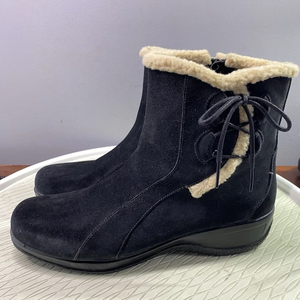 Clarks Womens Bendables‎ Black Suede/leather Sherpa Trimmed Boots. Sz.10M EUC